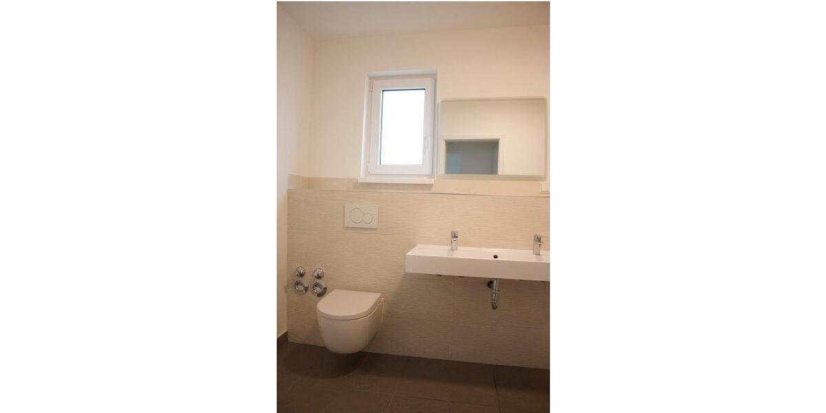 Etagenwohnung Mainz Lerchenberg - 3 Zimmer, 87 m&sup2;, 1.200&euro; | Angebot:26585996