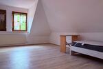 Dachgeschoßwohnung Zeitlofs - 5 Zimmer, 140 m&sup2;, 695&euro; | Angebot:26516755