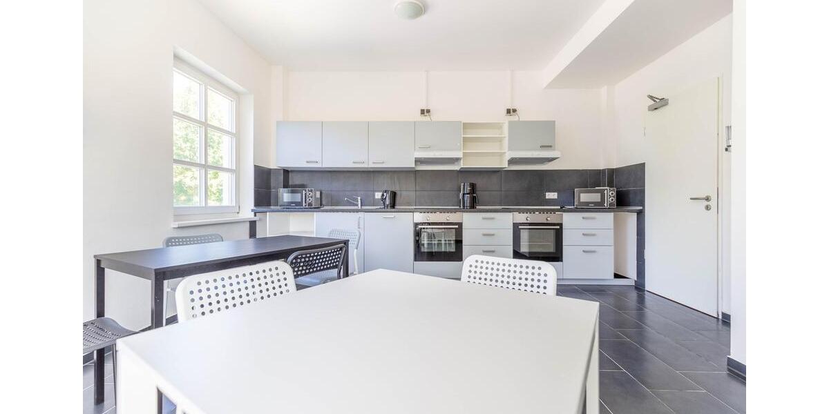 Wohnen auf Zeit Puchheim - 10 Zimmer, 20 m&sup2;, 700&euro; | Angebot:25055722