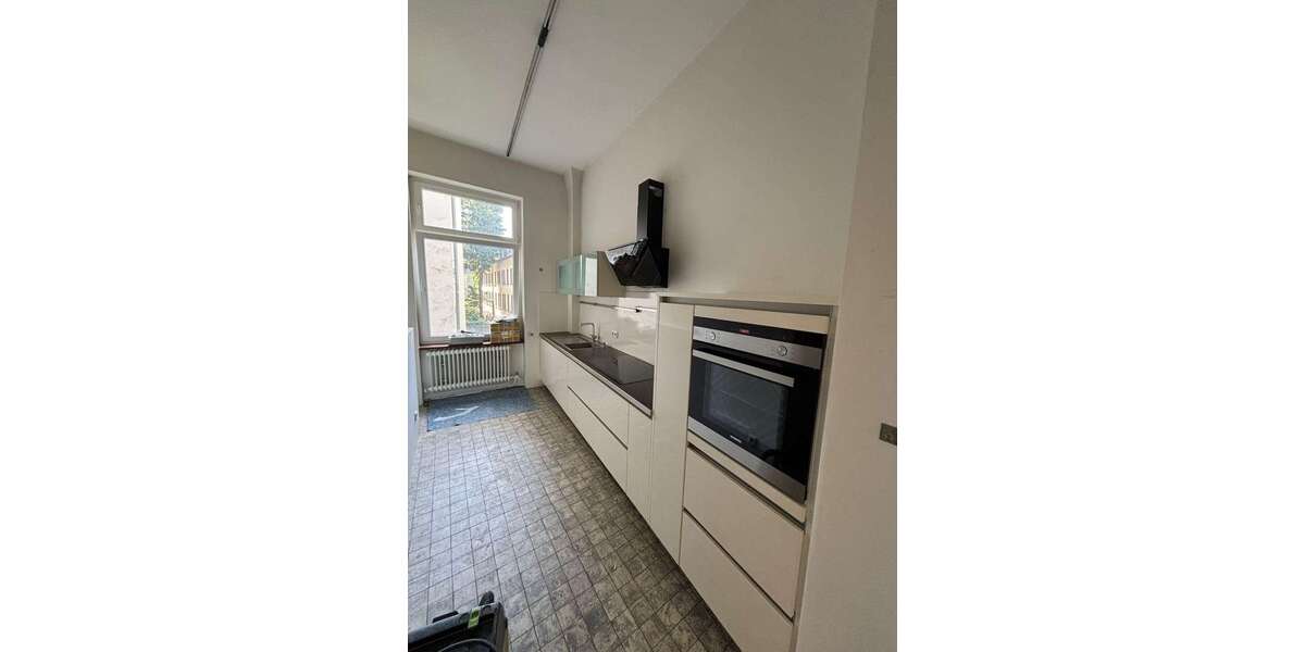 Etagenwohnung Frankfurt Innenstadt 2 - 3 Zimmer, 82 m&sup2;, 1.810&euro; | Angebot:26759702