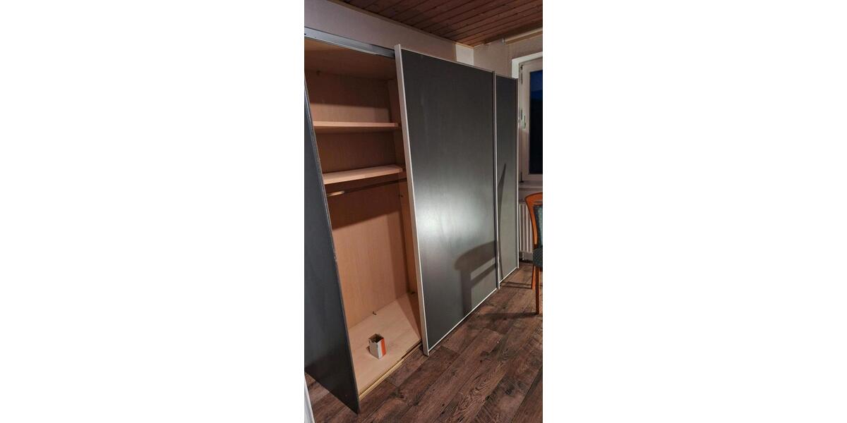 Wohnen auf Zeit Isernhagen - 3 Zimmer, 100 m&sup2;, 18&euro; | Angebot:24819402