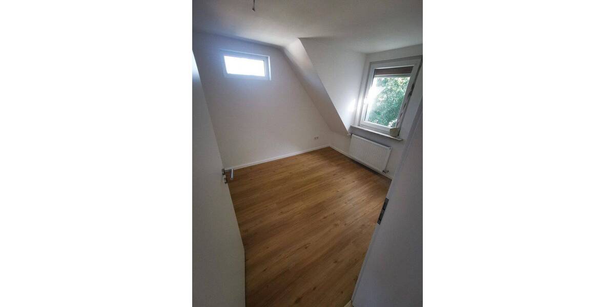 Etagenwohnung Mainz-Finthen Finthen - 4 Zimmer, 74 m&sup2;, 1.350&euro; | Angebot:26805706