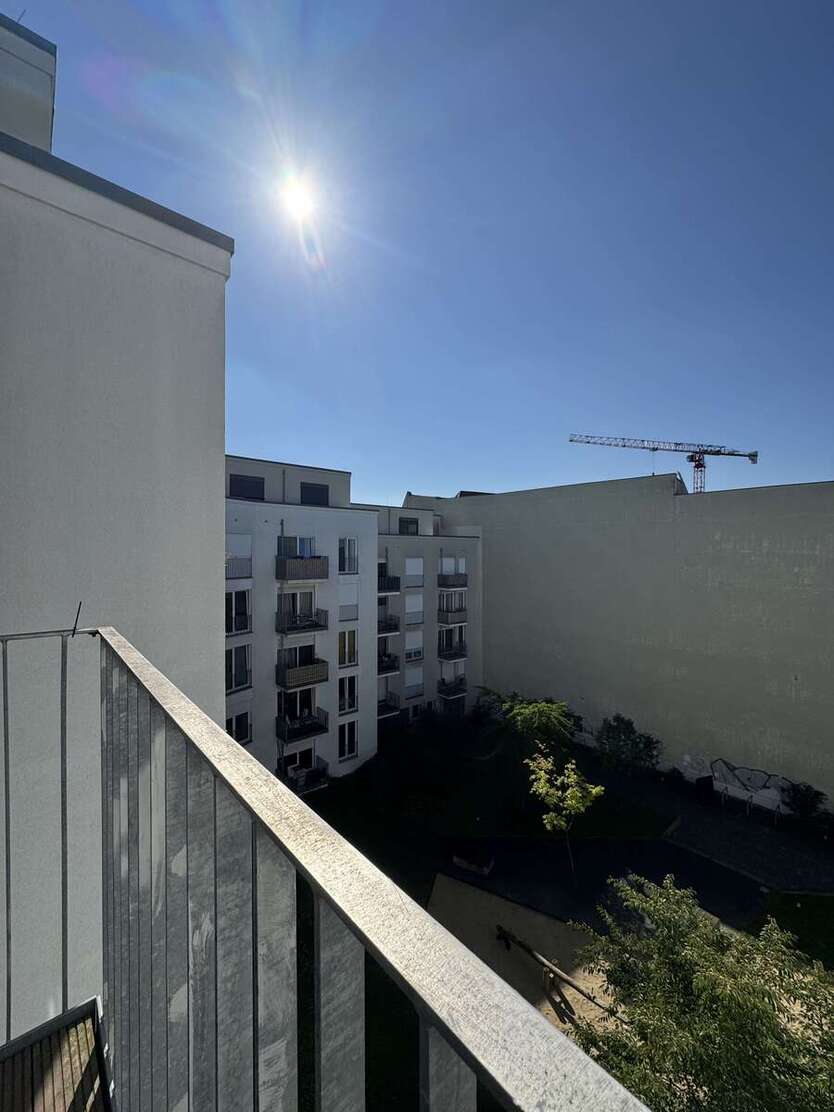Wohnung zum Mieten in Berlin 701,90 € 30.85 m² 1 zimmer