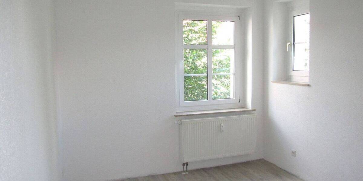 Etagenwohnung Zwickau Bahnhofsvorstadt - 5 Zimmer, 110 m&sup2;, 685&euro; | Angebot:26751929