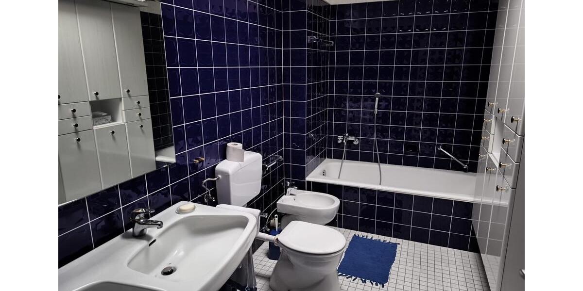 Bungalow Frankfurt am Main Fechenheim - 5 Zimmer, 202 m&sup2;, 1.850&euro; | Angebot:24458476