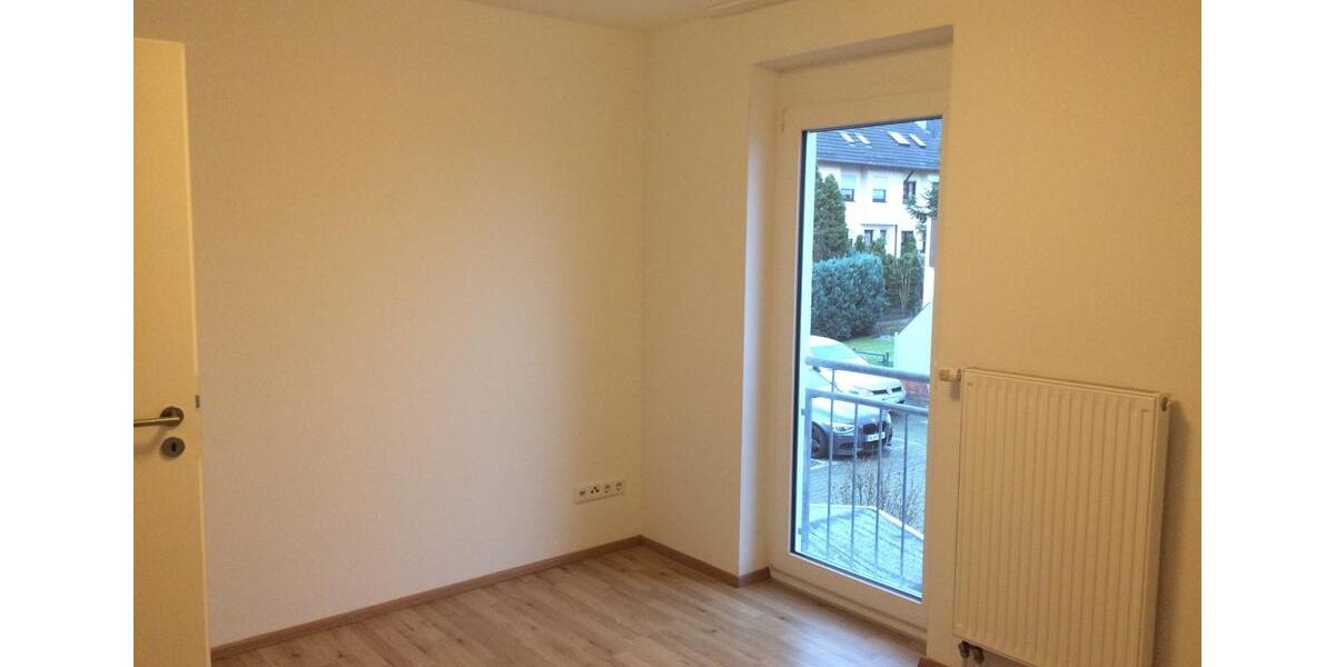 Etagenwohnung Schwabach - 3 Zimmer, 81 m&sup2;, 945&euro; | Angebot:26030595