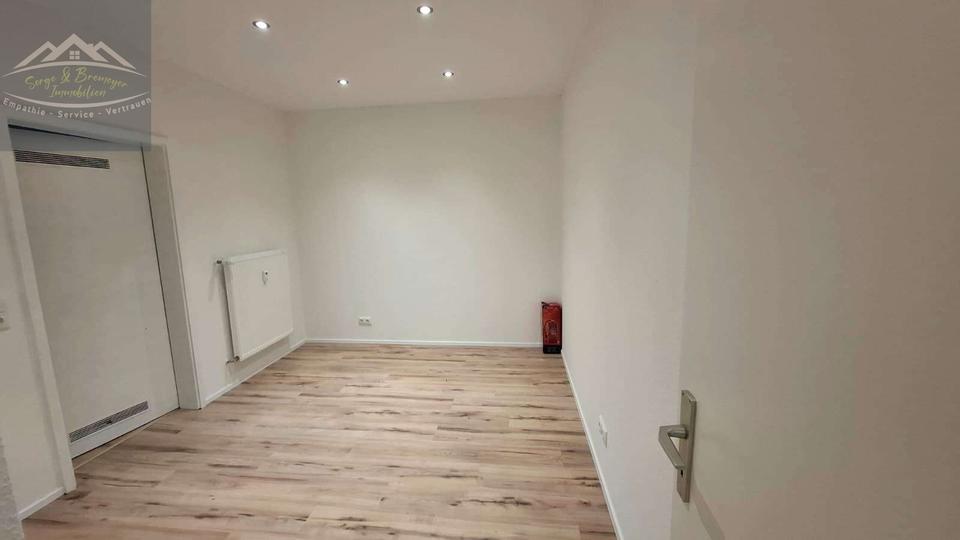 Etagenwohnung Einbeck - 4 Zimmer, 130 m&sup2;, 1.040&euro; | Angebot:26679157
