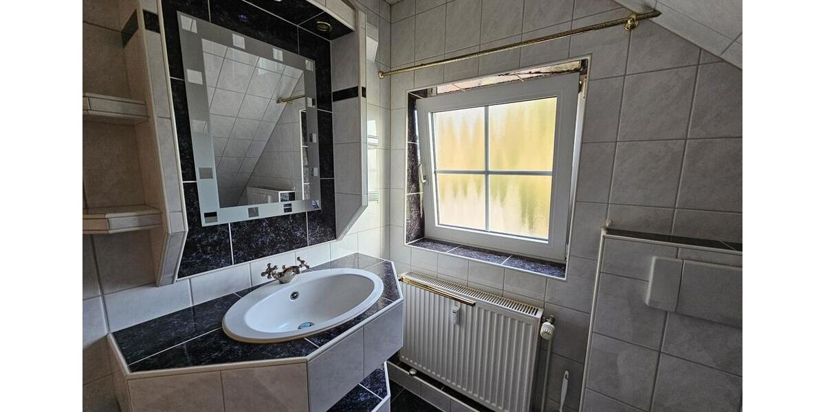 Schnuckelige Dachgeschosswohnung in ruhiger Wohnlage - Luftkurort Bad Bederkesa 1 zimmer