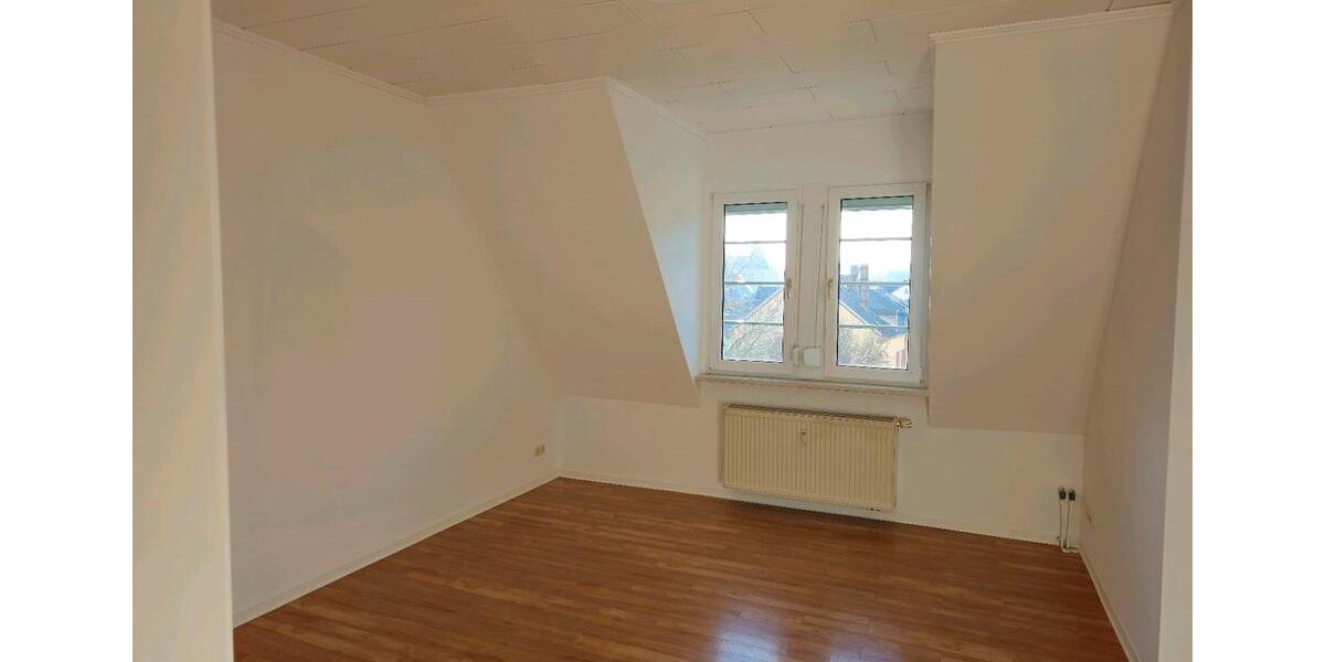 Dachgeschoßwohnung Rochlitz - 3 Zimmer, 86 m&sup2;, 650&euro; | Angebot:25479191