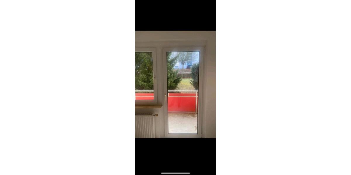 Hochparterre Lengenfeld - 3 Zimmer, 61 m&sup2;, 650&euro; | Angebot:26480552