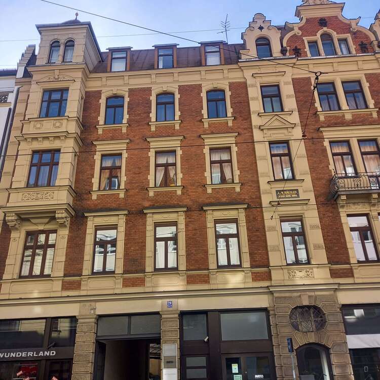 Büro in München 3.800 € 310 m²