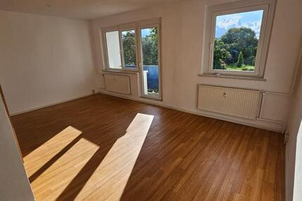 Wohnung Eisenach - 2 Zimmer, 51 m&sup2;, 450&euro; | Angebot:25223780