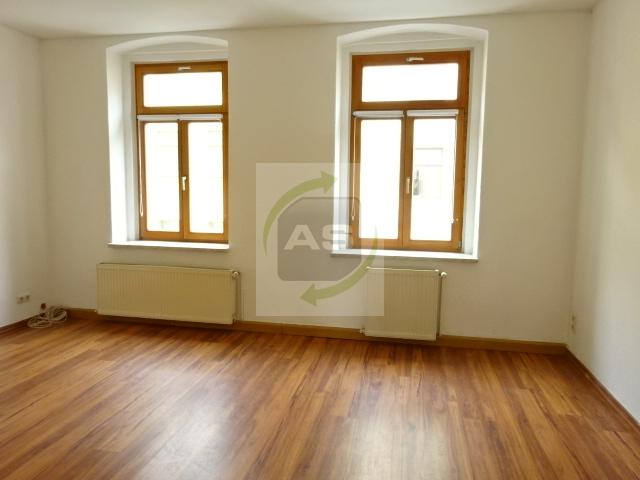 Etagenwohnung Werdau - 4 Zimmer, 96 m&sup2;, 550&euro; | Angebot:24714138