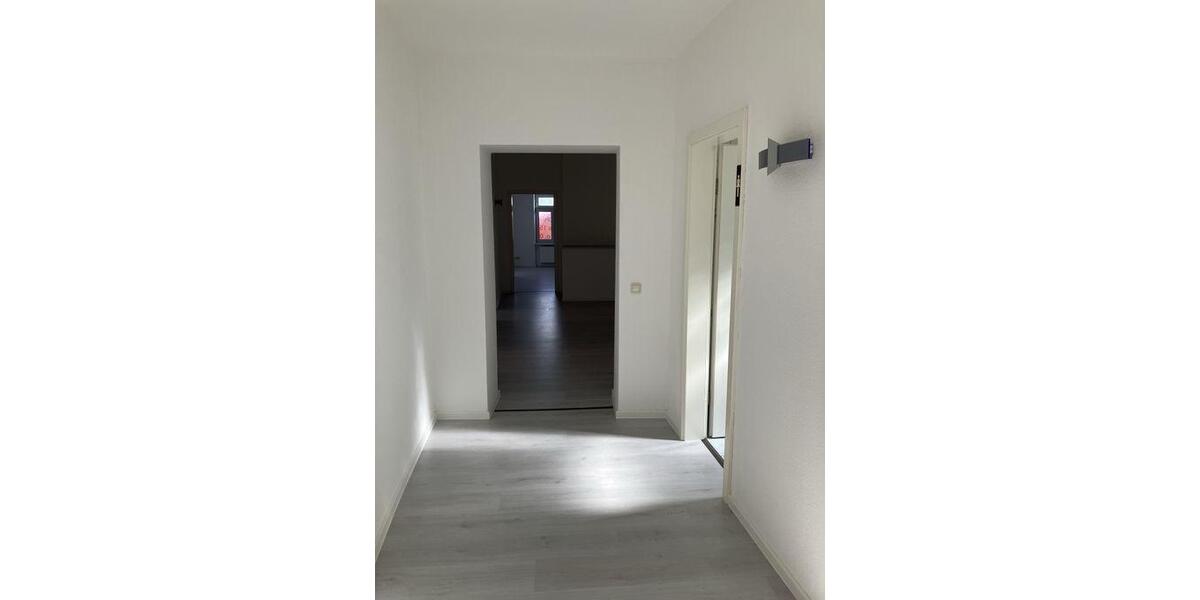 Etagenwohnung Neustadt-Glewe Glewe - 4 Zimmer, 124 m&sup2;, 868&euro; | Angebot:26284102