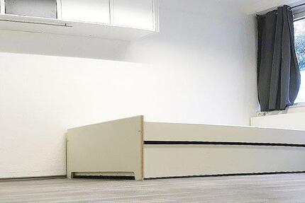 Wohnen auf Zeit Düsseldorf Stadtbezirk 7 - 10 Zimmer, 200 m&sup2;, 540&euro; | Angebot:26692739