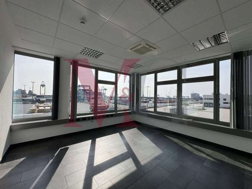 Büro in Wilhelmshaven 1.314,30 € 101 m²