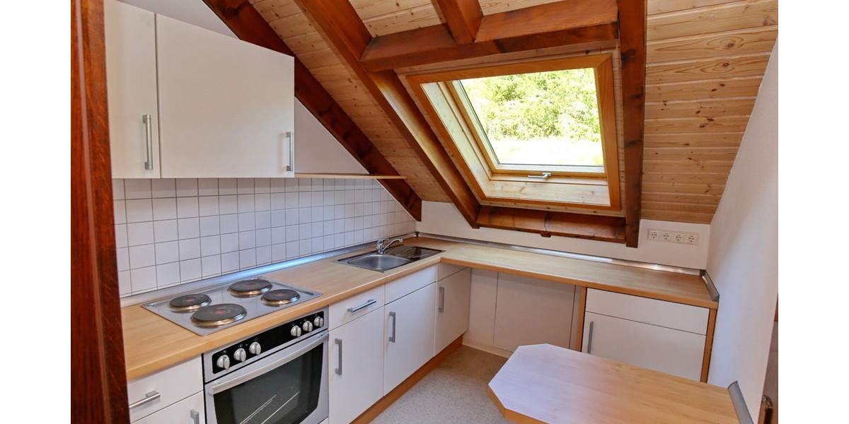 Großzügige Dachgeschosswohnung mit Garten und Klimaanlage. - 3.5 Baden-Baden / Oberbeuern Oberbeuern | Angebot:27161126