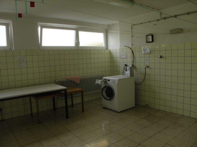 Etagenwohnung Coburg - 4 Zimmer, 110 m&sup2;, 650&euro; | Angebot:26017631