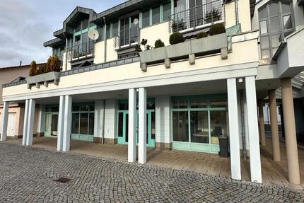 Großzügige Ladenfläche zu vermieten, teilbar zimmer