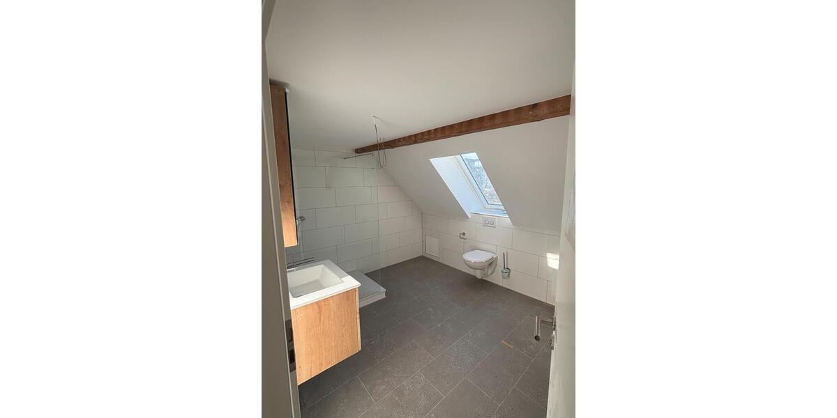 Maisonettenwohnung Burghaslach - 2.5 Zimmer, 106 m&sup2;, 1.200&euro; | Angebot:25812645