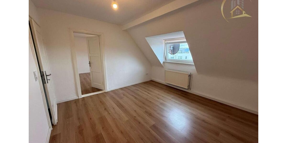 Dachgeschoßwohnung Gelnhausen - 3 Zimmer, 62 m&sup2;, 790&euro; | Angebot:24395400
