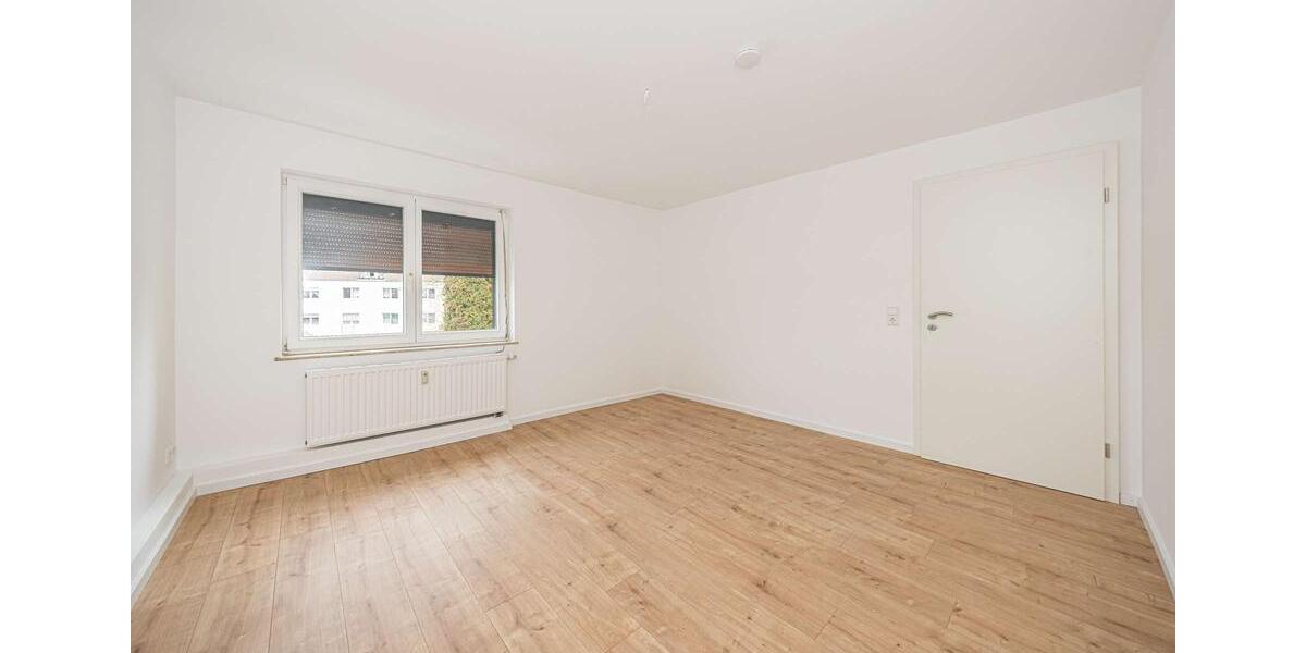 Etagenwohnung Borna - 3 Zimmer, 74 m&sup2;, 660&euro; | Angebot:26545939