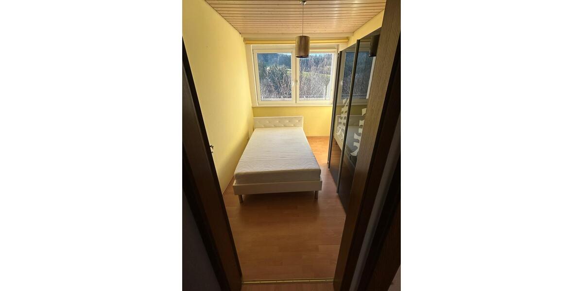 Etagenwohnung Balingen - 3 Zimmer, 85 m&sup2;, 840&euro; | Angebot:26050688