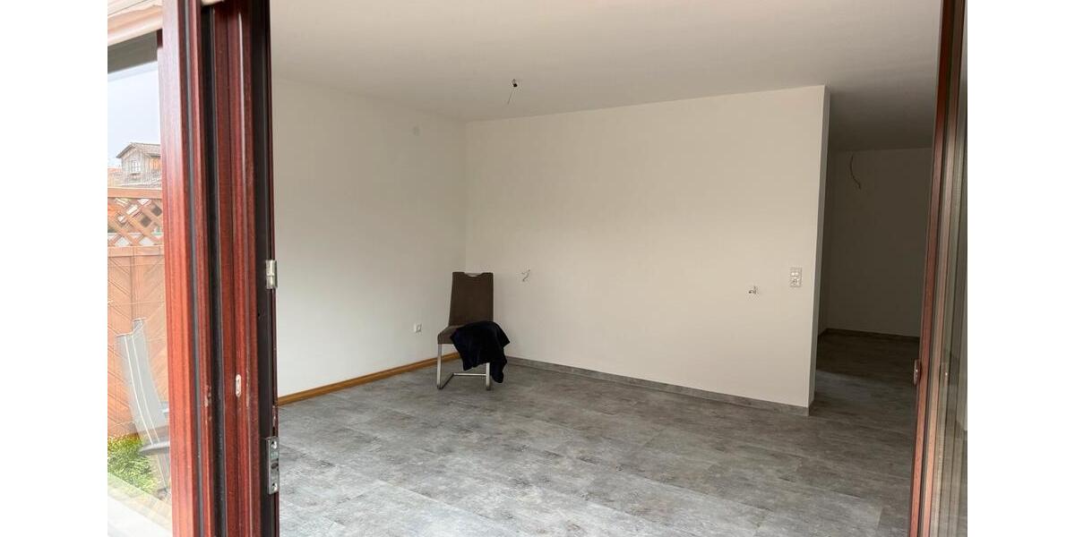 Erdgeschoßwohnung Bayreuth City - 4.5 Zimmer, 105 m&sup2;, 1.200&euro; | Angebot:26560547