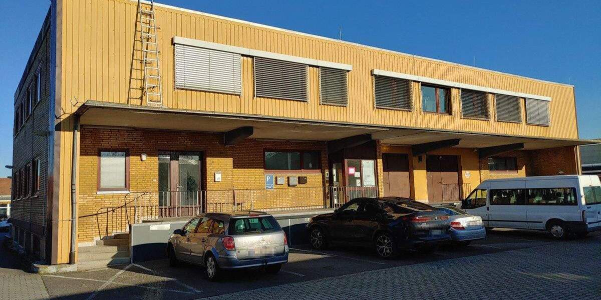 Nähe A20: Beheizbares Büro mit WC´s und Stellplätzen im Gewerbegebiet Lübeck-St.JürgenGenin 5 zimmer