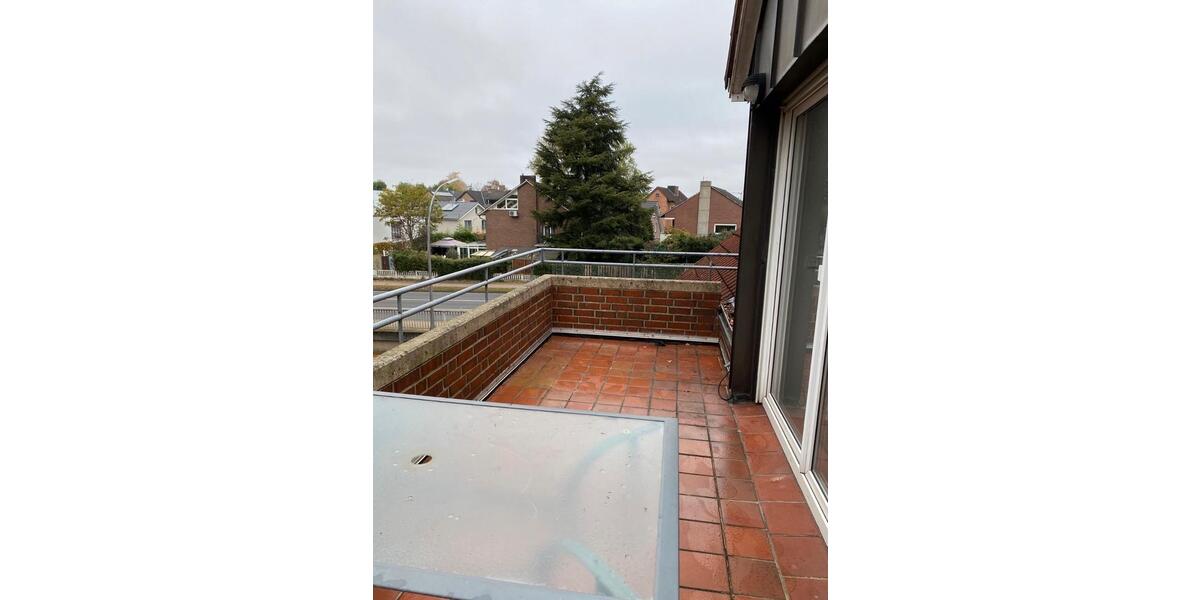 Dachgeschoßwohnung Lingen (Ems) - 2 Zimmer, 77 m&sup2;, 760&euro; | Angebot:26452211