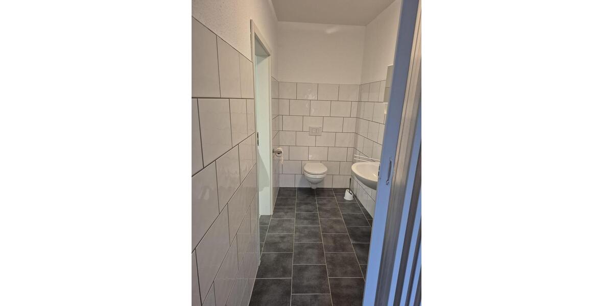 Mehrfamilienhaus, Wohnhaus Clausthal-Zellerfeld Zellerfeld - 1 Zimmer, 27 m&sup2;, 270&euro; | Angebot:25178480