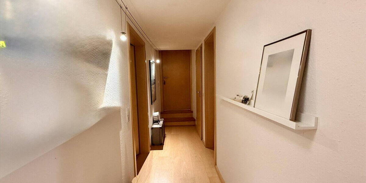 Etagenwohnung Staufen im Breisgau Staufen - 4 Zimmer, 121 m&sup2;, 1.600&euro; | Angebot:25909513