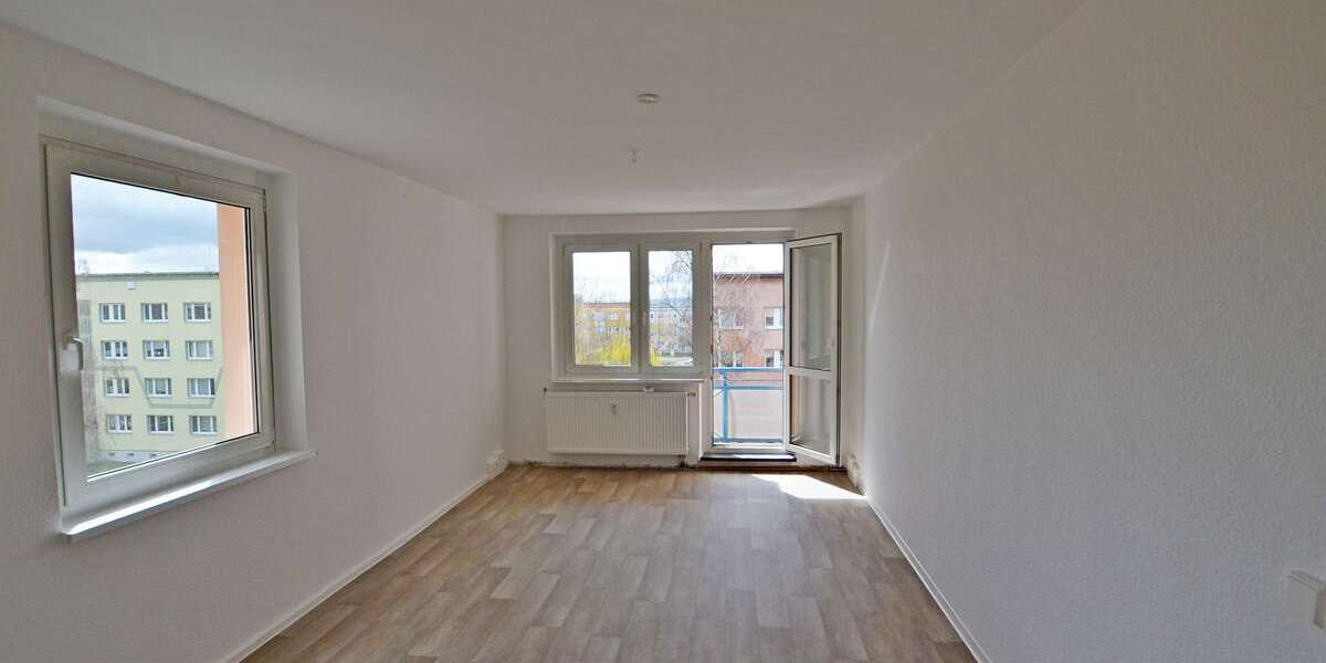 Etagenwohnung Sangerhausen - 3 Zimmer, 76 m&sup2;, 475&euro; | Angebot:26023751