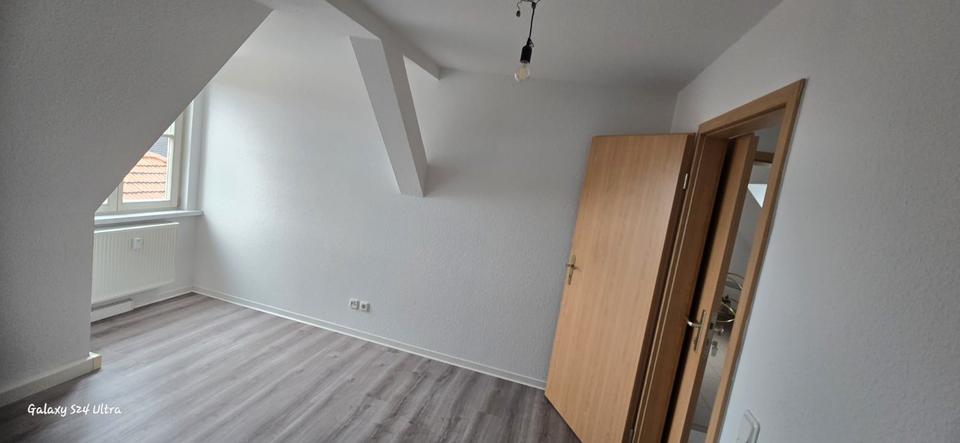 Dachgeschoßwohnung Ballenstedt - 2 Zimmer, 52 m&sup2;, 353&euro; | Angebot:26665425