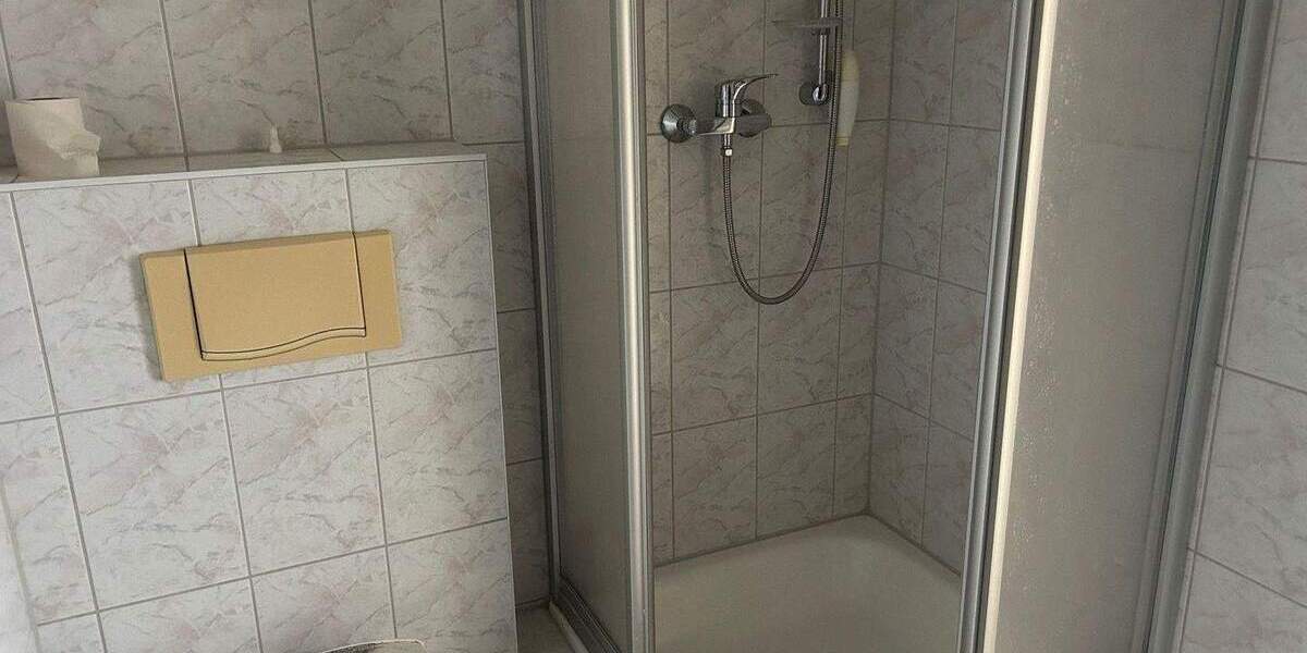 Etagenwohnung Teutschenthal Langenbogen - 2 Zimmer, 55 m&sup2;, 330&euro; | Angebot:26796964