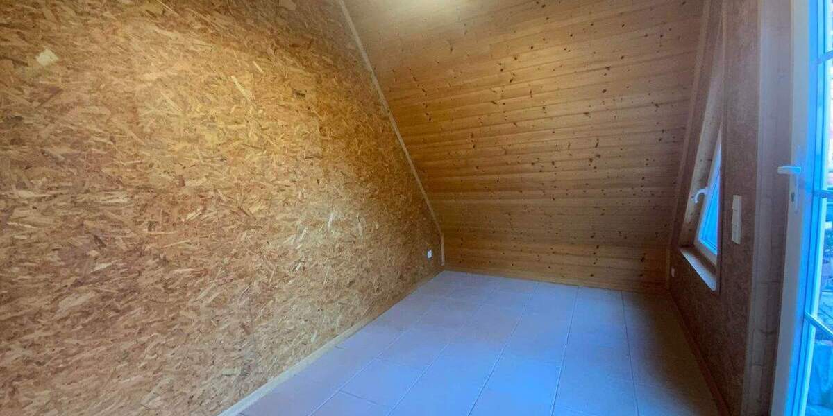 Einfamilienhaus Lünen - 3 Zimmer, 90 m&sup2;, 800&euro; | Angebot:25165863