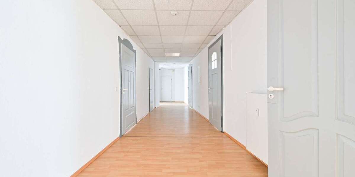 Etagenwohnung Annaberg-Buchholz Buchholz - 4 Zimmer, 145 m&sup2;, 725&euro; | Angebot:22621584