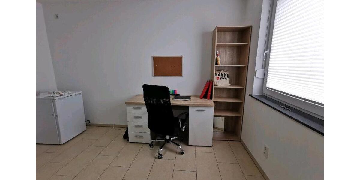 Wohnen auf Zeit Siegen Dillnhütten - 3 Zimmer, 350 m&sup2;, 450&euro; | Angebot:25922898