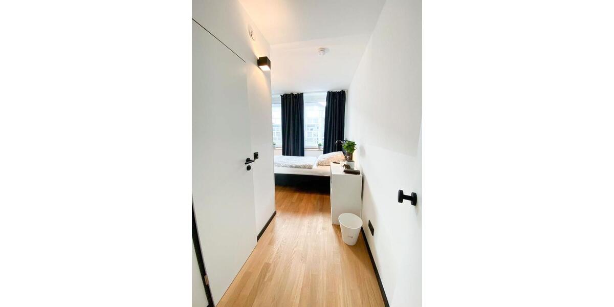 Wohnen auf Zeit Düsseldorf Stadtmitte - 1 Zimmer, 18 m&sup2;, 770&euro; | Angebot:25309186