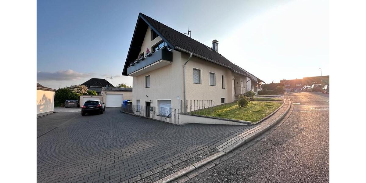 Maisonettenwohnung Velbert - 4 Zimmer, 120 m&sup2;, 1.500&euro; | Angebot:25947612