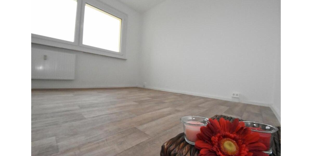 Etagenwohnung Hohenstein-Ernstthal Ernstthal - 4 Zimmer, 69 m&sup2;, 482&euro; | Angebot:26284747