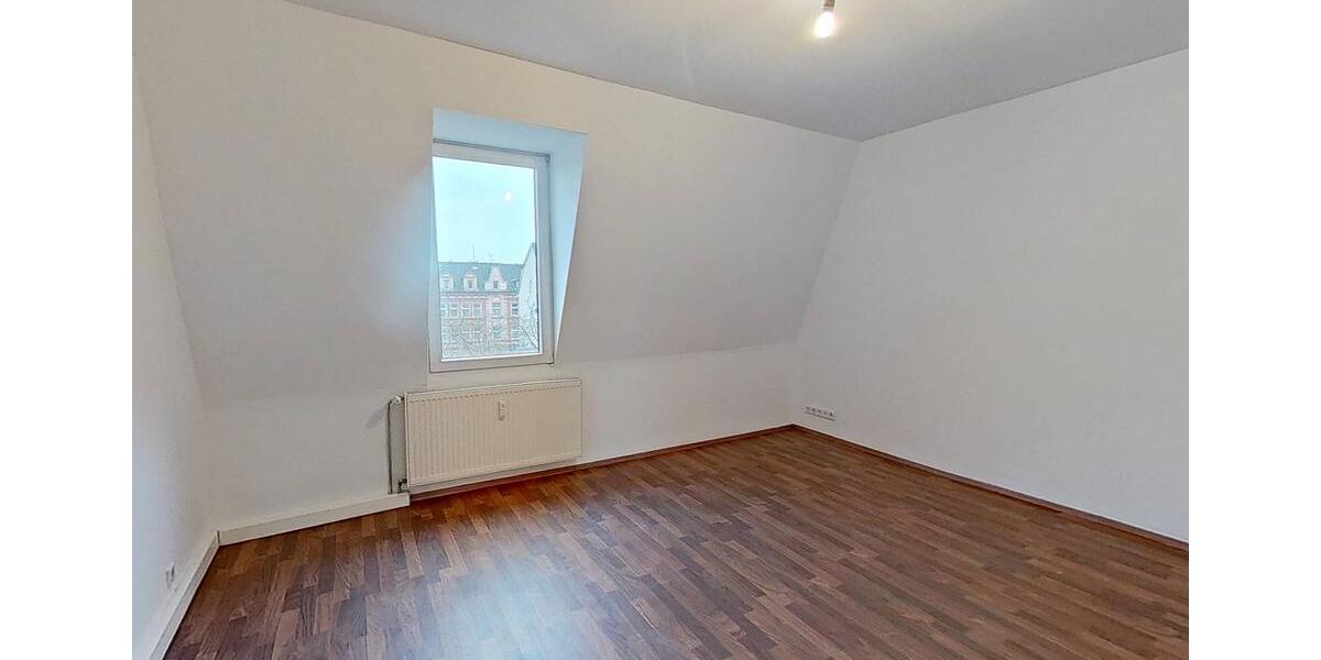 Dachgeschoßwohnung Gelsenkirchen Ückendorf - 4 Zimmer, 89 m&sup2;, 785&euro; | Angebot:25146010
