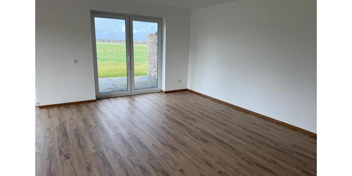 Doppelhaushälfte Uchte - 6 Zimmer, 178 m&sup2;, 1.400&euro; | Angebot:26255584
