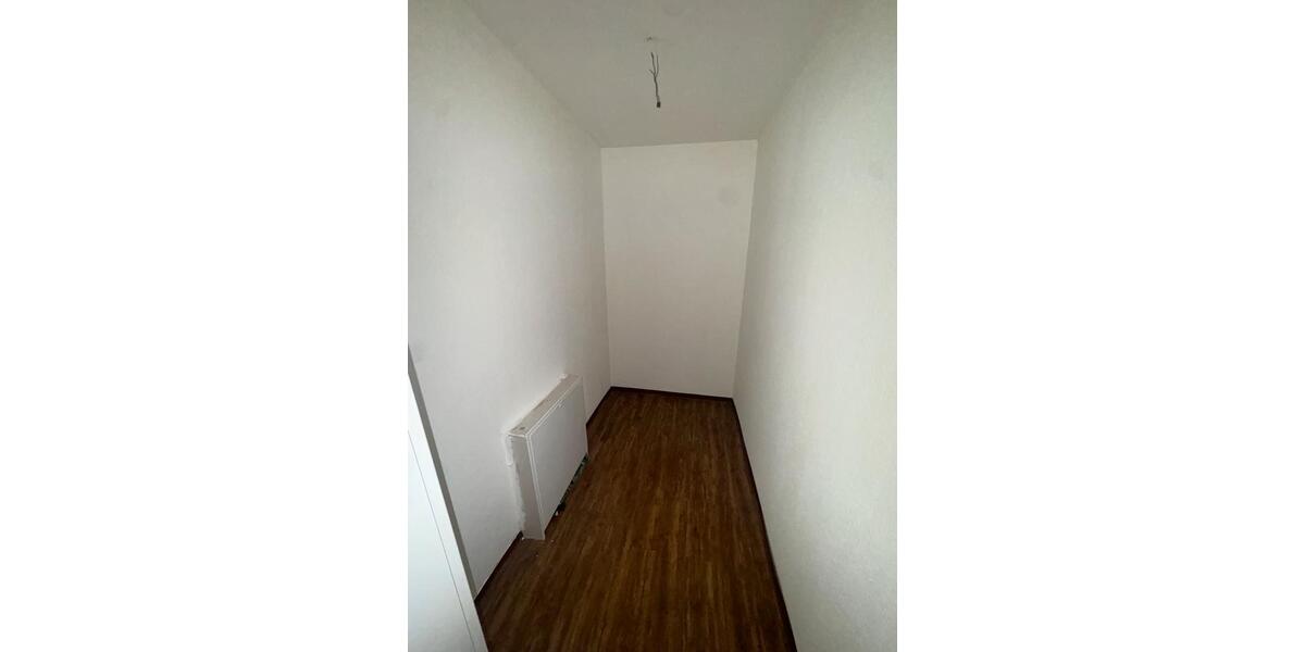 Etagenwohnung Ludwigshafen am Rhein Ludwigshafen-Hemshof - 3 Zimmer, 90 m&sup2;, 1.170&euro; | Angebot:26512345
