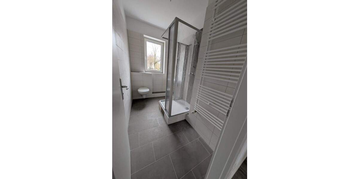 Etagenwohnung Schkeuditz - 3 Zimmer, 61 m&sup2;, 549&euro; | Angebot:24155471