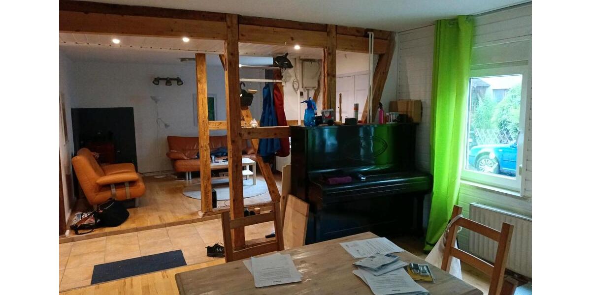 Etagenwohnung Eisenach - 1 Zimmer, 25 m&sup2;, 420&euro; | Angebot:26443132