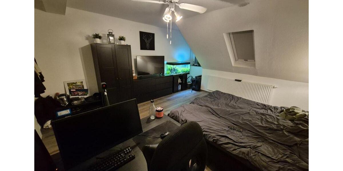 Dachgeschoßwohnung Papenburg - 5 Zimmer, 800&euro; | Angebot:23646117