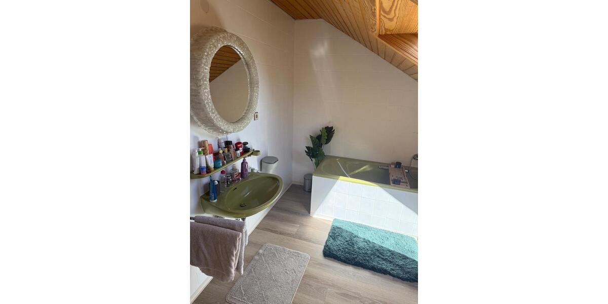 Dachgeschoßwohnung Rosenfeld - 2 Zimmer, 71 m&sup2;, 750&euro; | Angebot:26463446