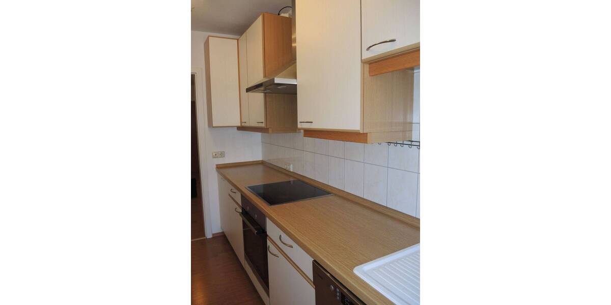 Etagenwohnung Bad Brückenau - 4 Zimmer, 135 m&sup2;, 900&euro; | Angebot:26117986