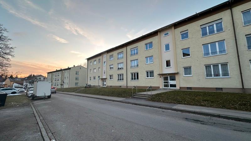 Für Paare oder kleine Familien: 3-Zimmer-Wohnung mit Balkon zimmer